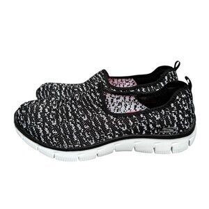 Skechers Women's Empire Sweet Scene Sip-On Shoes Black and White Size 8